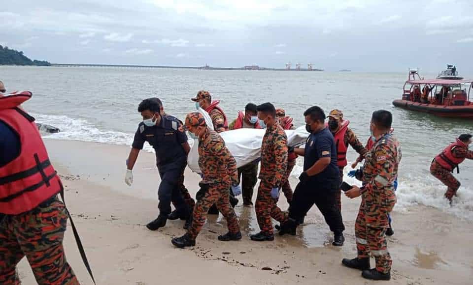 Lelaki hilang ketika mandi di Teluk Batik ditemukan lemas