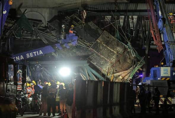 Runtuhan struktur besi binaan SUKE: Polis sahkan 2 mangsa maut, 3 selamat