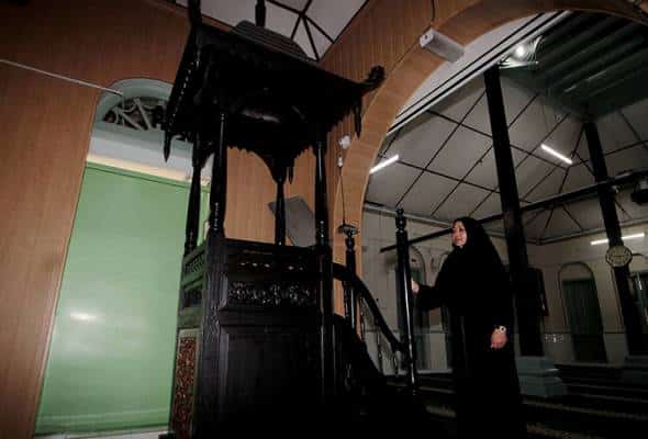 Mimbar masjid berusia lebih 100 tahun ditemui