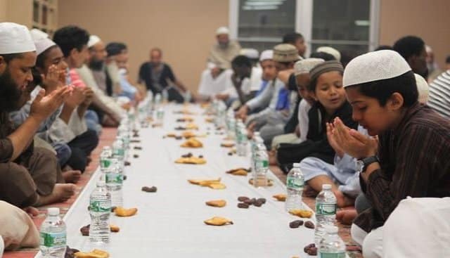 Perak benarkan majlis iftar, moreh di masjid