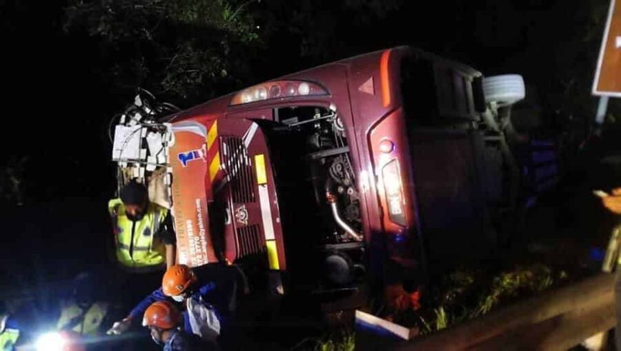 Bas ekspres terbabas berhampiran Terowong Menora, 14 penumpang cedera