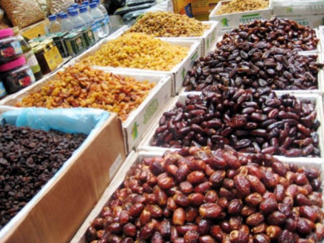 Kurma pelbagai pilihan, murah di Ipoh