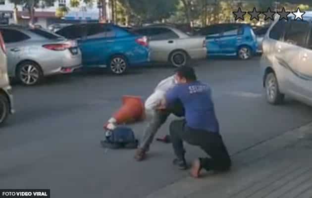 [Video] Degil tak nak pakai pelitup muka, lelaki rela bertumbuk dengan pengawal keselamatan