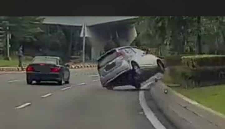 [Video] Pemandu Myvi nyaris maut kereta dipandu terbabas