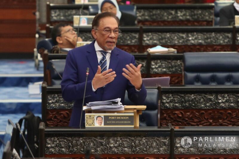 Gempar! Anwar dapat sokongan 15 MP UMNO untuk dilantik sebagai PM, kata laporan