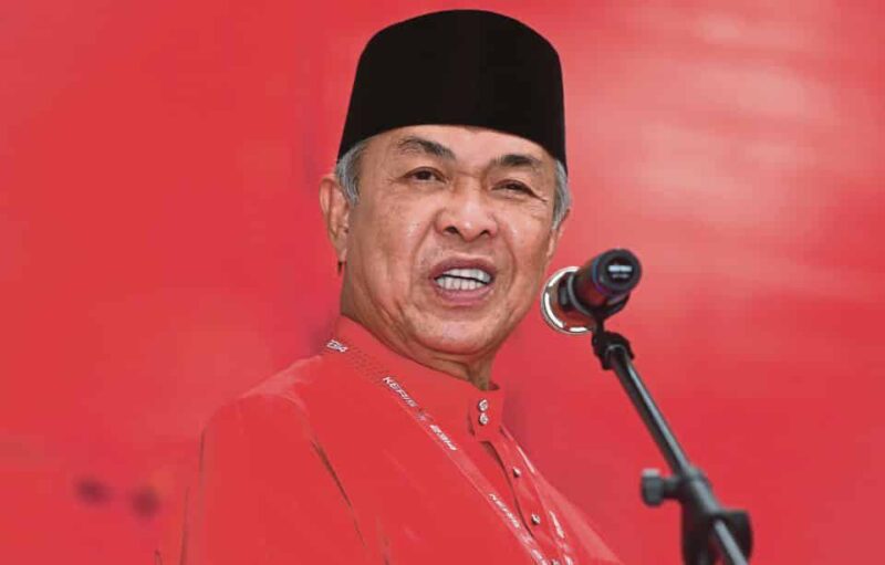Panas! Zahid tawar diri jadi calon PM selepas singkir Muhyiddin, kata ‘orang dalam’ Umno