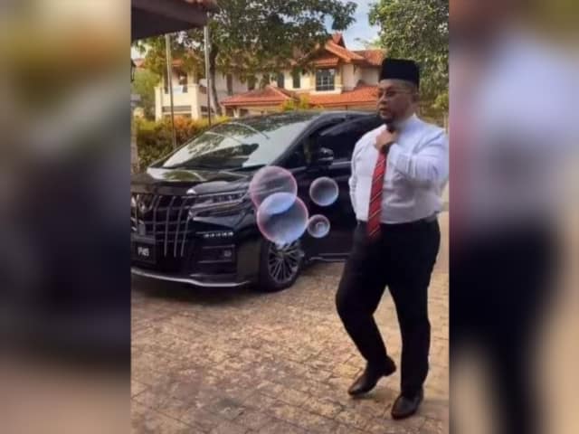 ‘P45’ langgar peraturan jalan raya, Timbalan Menteri Agama mohon maaf ‘P45’ langgar peraturan jalan raya, Timbalan Menteri Agama mohon maaf