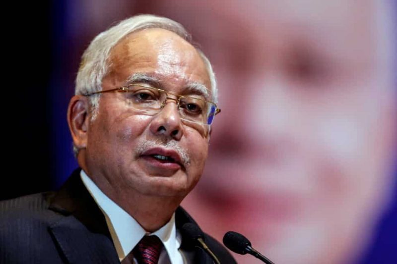 Panas! ‘Tiga Tan Sri’ rancang tahan Najib semasa mesyuarat Kabinet