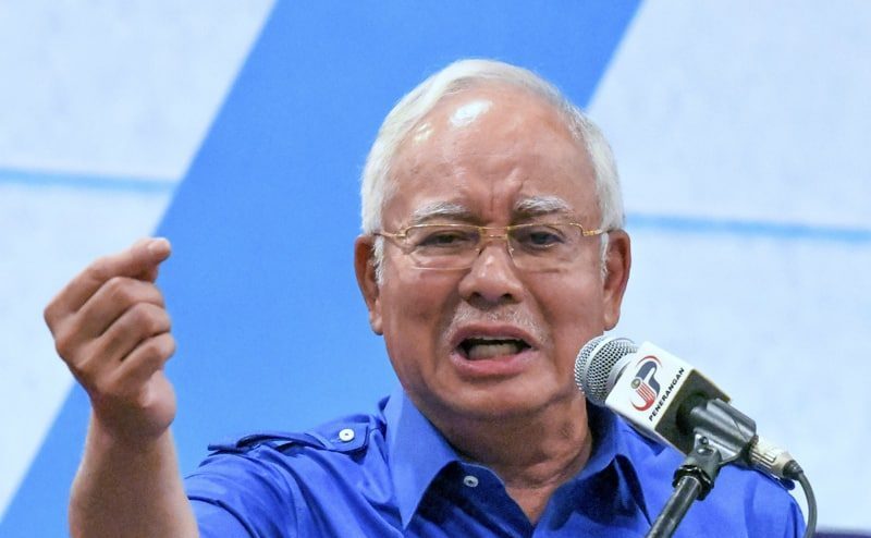 Najib ‘salahkan’ DAP, cuba alihkan isu pembelian plot tanah