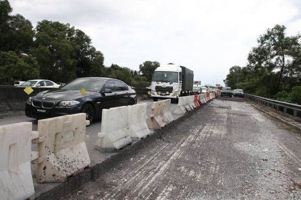 Kerja baik pulih Jalan Ampang-Jelapang ambil masa 3 bulan