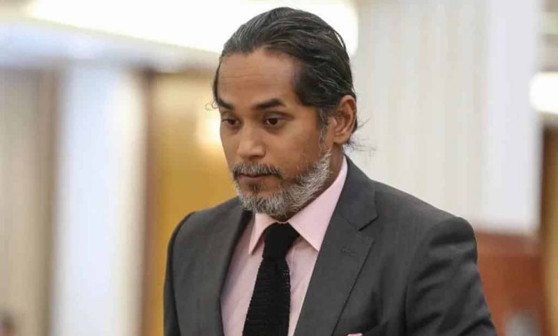 ‘Menteri Kesihatan ni tolong tukar, mengarut saja’ – Anak bekas Mufti Kedah