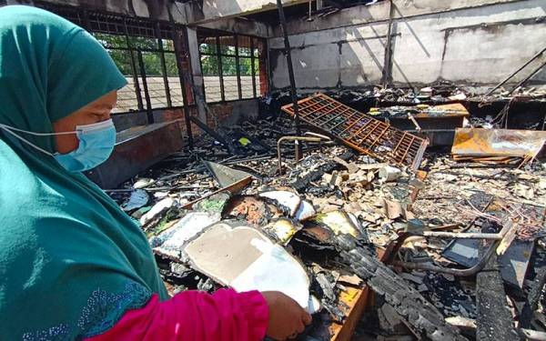 Sekolah agama terbakar, naskhah al-Quran selamat