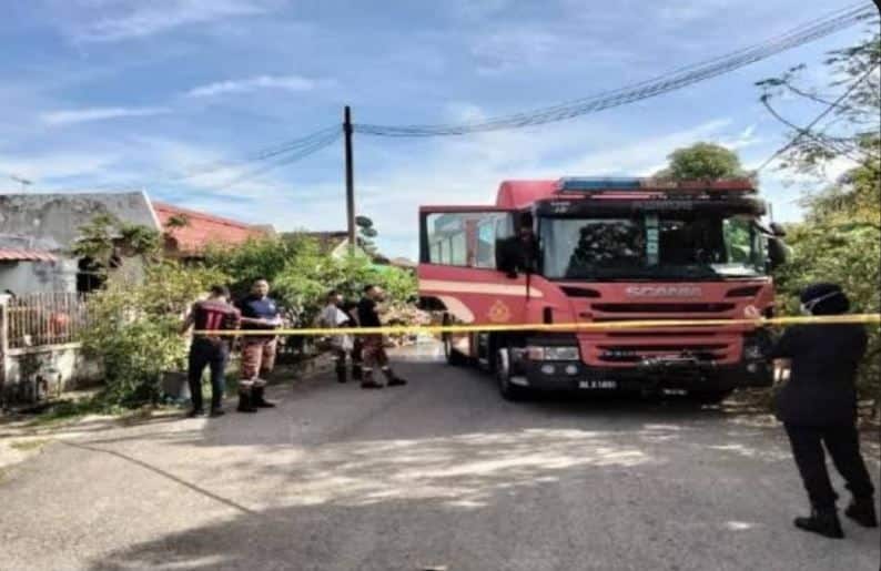 Anak kerat 15 tubuh ibu disyaki mental, bau busuk luar biasa bongkar pembunuhan kejam Anak kerat 15 tubuh ibu disyaki mental, bau busuk luar biasa bongkar pembunuhan kejam