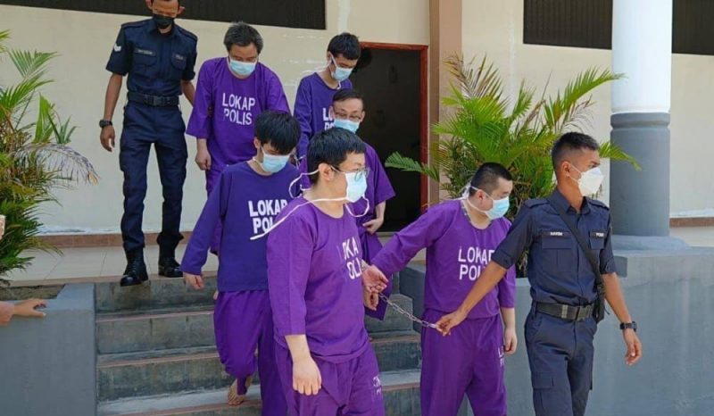 7 warga China didakwa masuk Malaysia tanpa dokumen 7 warga China didakwa masuk Malaysia tanpa dokumen