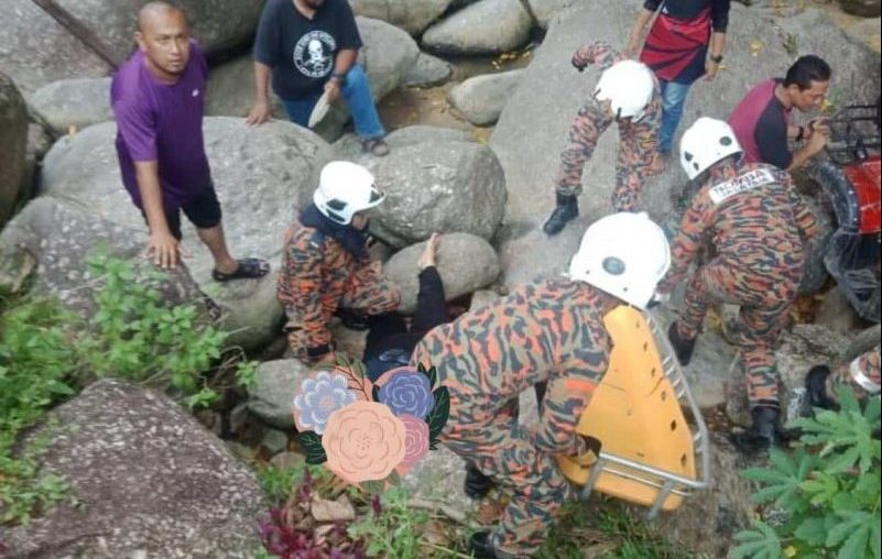 Wanita parah, ATV terjatuh tebing tiga meter di kawasan air terjun
