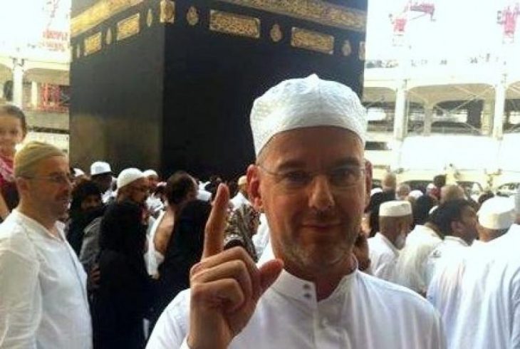 Pernah hasilkan filem hina Rasulullah, lelaki ini akhirnya temui cinta kepada Islam