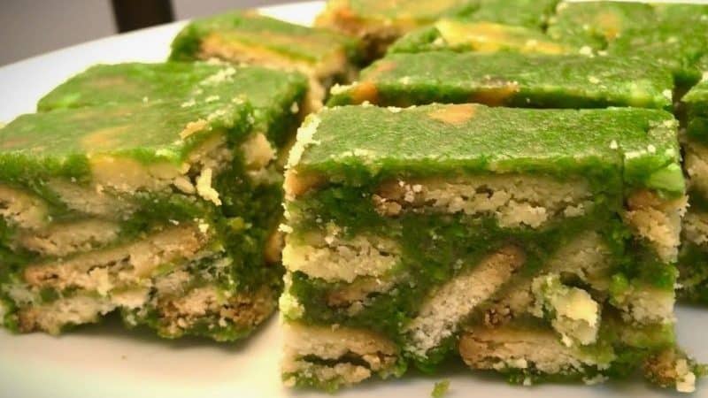 Cara nak buat kek batik horlick hijau, pasti memikat lidah anda