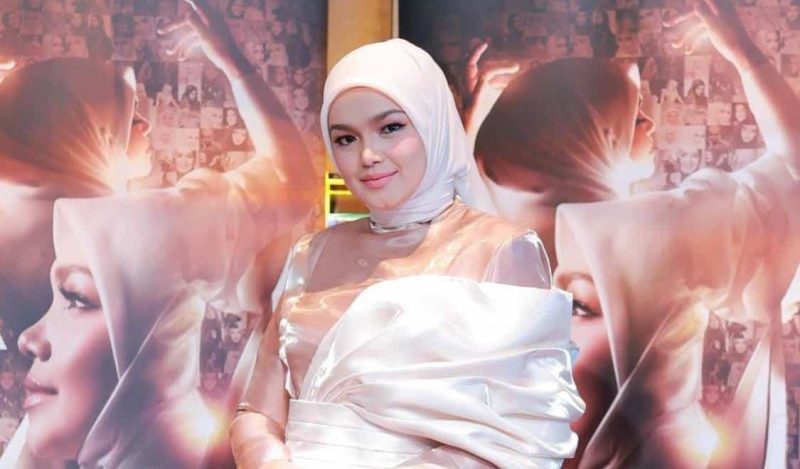 “Akhir zaman, 10 Mac dah puasa..” – Didakwa tak hormat bulan Ramadan, ini respon Siti Nurhaliza
