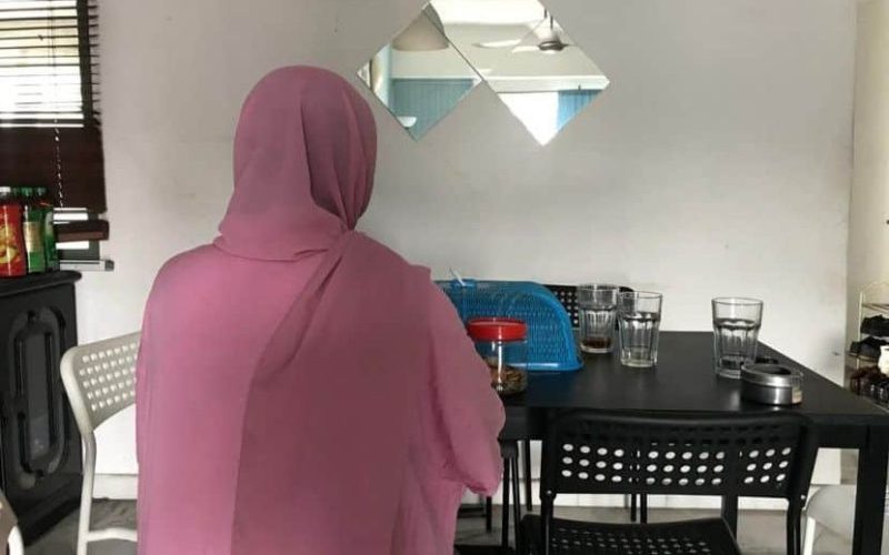 Suami suruh berhenti kerja jadi surirumah sepenuh masa, ini yang para isteri kena ‘demand’ dulu Suami suruh berhenti kerja jadi surirumah sepenuh masa, ini yang para isteri kena ‘demand’ dulu