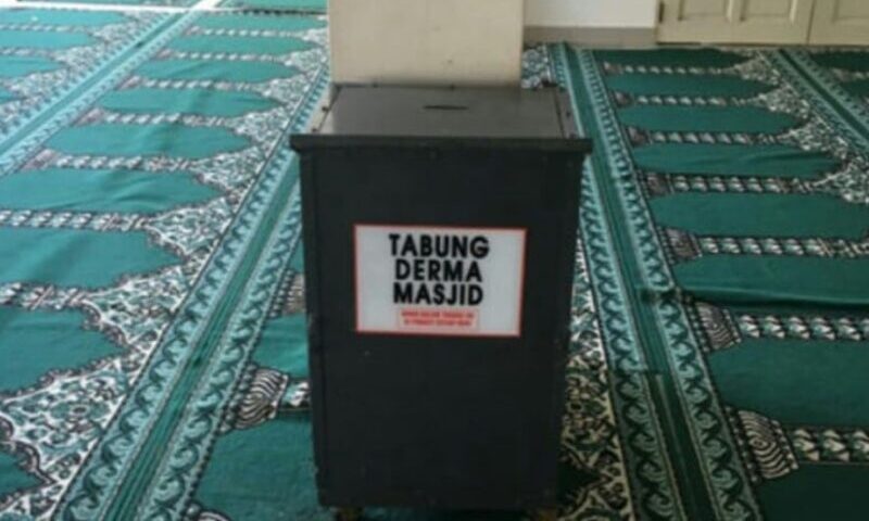 Masjid dapat kutipan RM21,000 sumbangan untuk saguhati imam tarawih, bendahari tak setuju bayar penuh, cadang bagi RM500 saja