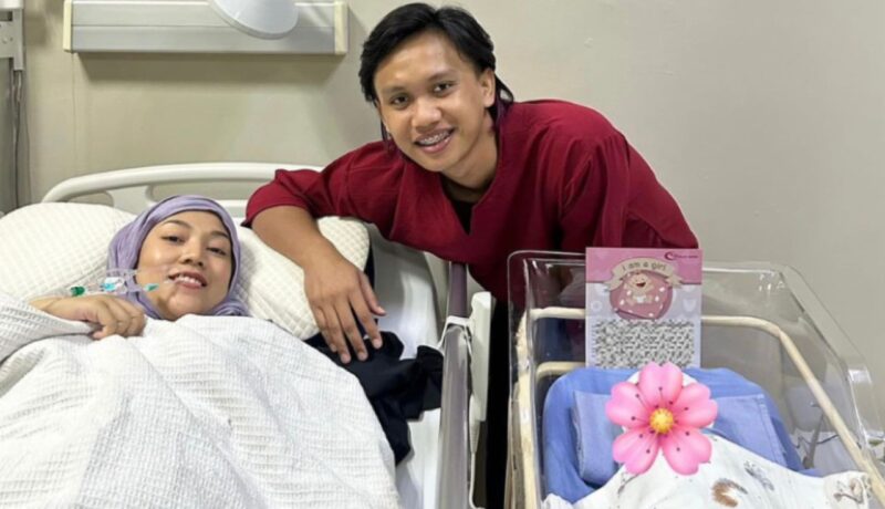 Shila Amzah selamat bersalin bayi perempuan, Ubai gugur air mata