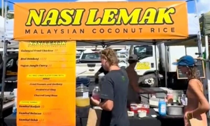 “Saya obses dengan rasanya” – Mat Saleh dedah sebab jual nasi lemak Malaysia di Hawaii