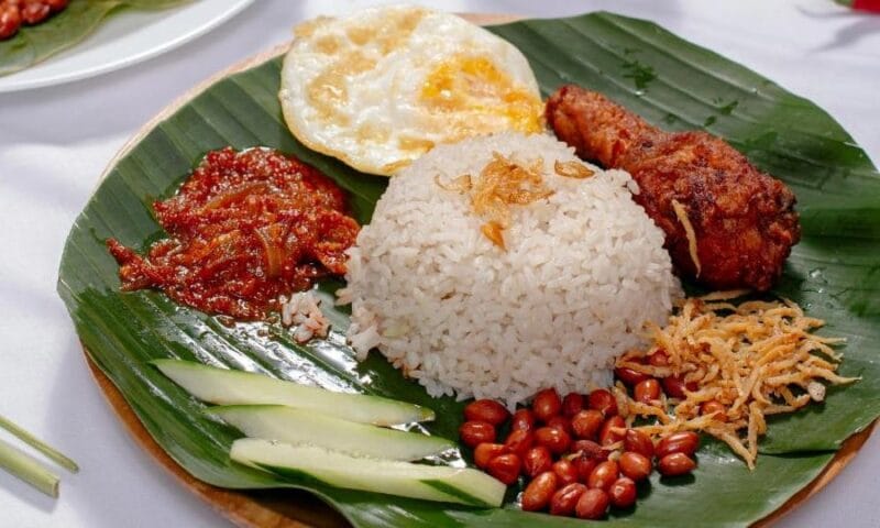 Wujud seawal tahun 1909, ini asal usul nasi lemak