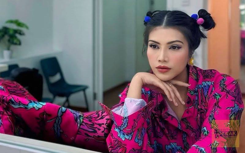 “Duda tak laku, dah bertahun kau fitnah aku” – Elyana