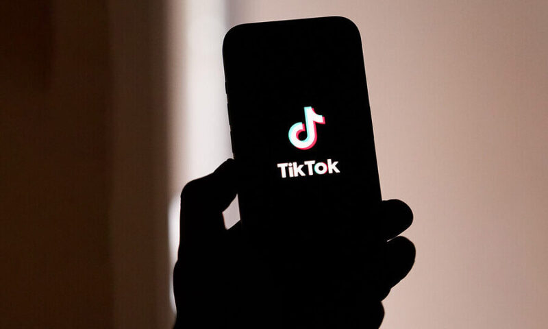 Bekas pembantu kedai didenda RM100 malukan individu dalam TikTok Bekas pembantu kedai didenda RM100 malukan individu dalam TikTok