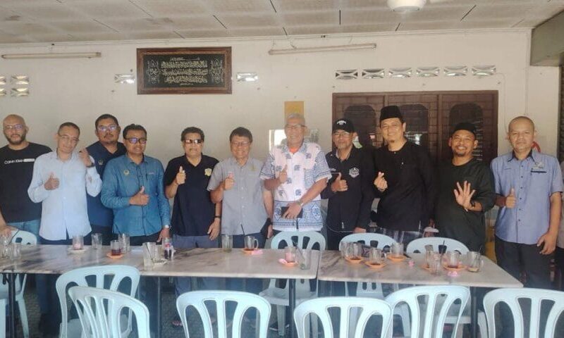 Asmuni adakan sesi suai kenal bersama Pengerusi JPKK DUN Manjoi Asmuni adakan sesi suai kenal bersama Pengerusi JPKK DUN Manjoi