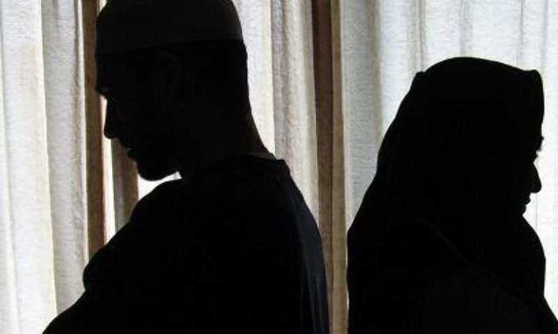 “Diharamkan ada zuriat” – Suami cerai isteri lepas 7 bulan kahwin, beri alasan rindu zaman bujang “Diharamkan ada zuriat” – Suami cerai isteri lepas 7 bulan kahwin, beri alasan rindu zaman bujang