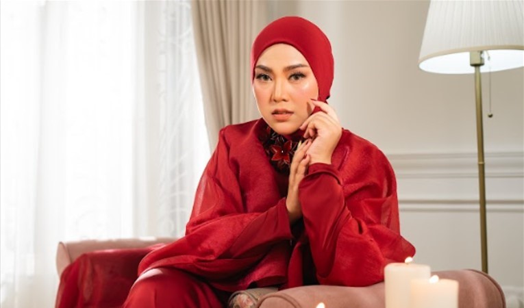 “Syarat kena buka tudung” – Shila Amzah dedah pernah ditawar RM6 juta “Syarat kena buka tudung” – Shila Amzah dedah pernah ditawar RM6 juta