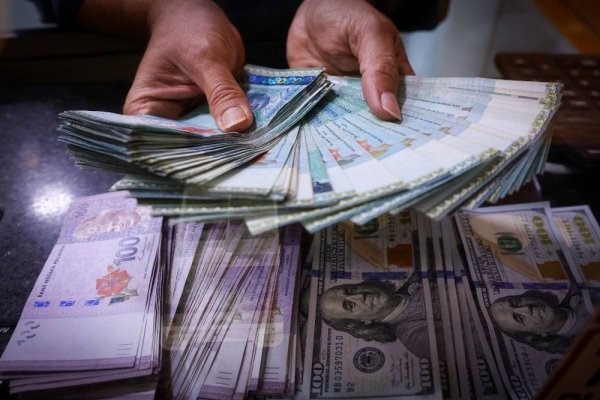 Ringgit antara 20 mata wang utama dunia Ringgit antara 20 mata wang utama dunia