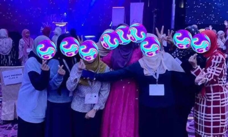 Anak dedah ibu terpedaya dakyah program motivasi rumah tangga songsang Anak dedah ibu terpedaya dakyah program motivasi rumah tangga songsang