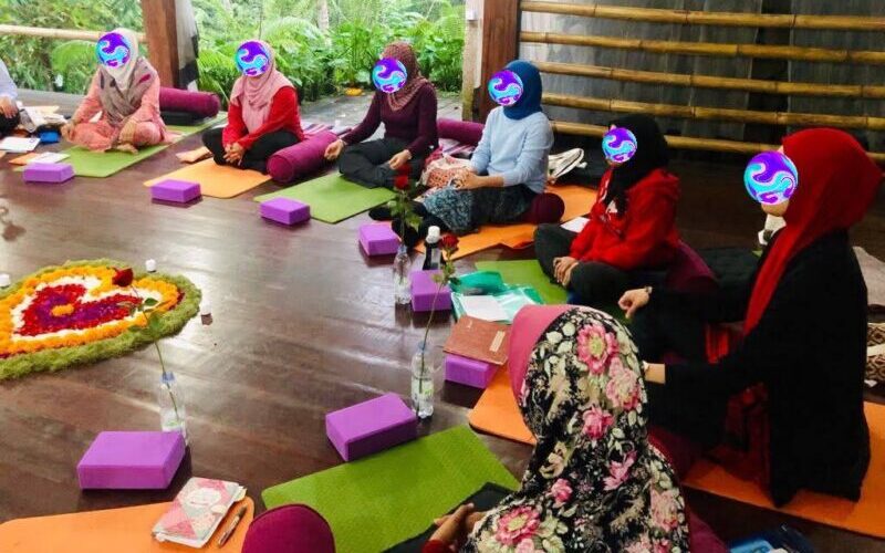 Pengetua sekolah agama didakwa rakam video lucah dengan isteri yang juga Cleopatra eHati Pengetua sekolah agama didakwa rakam video lucah dengan isteri yang juga Cleopatra eHati