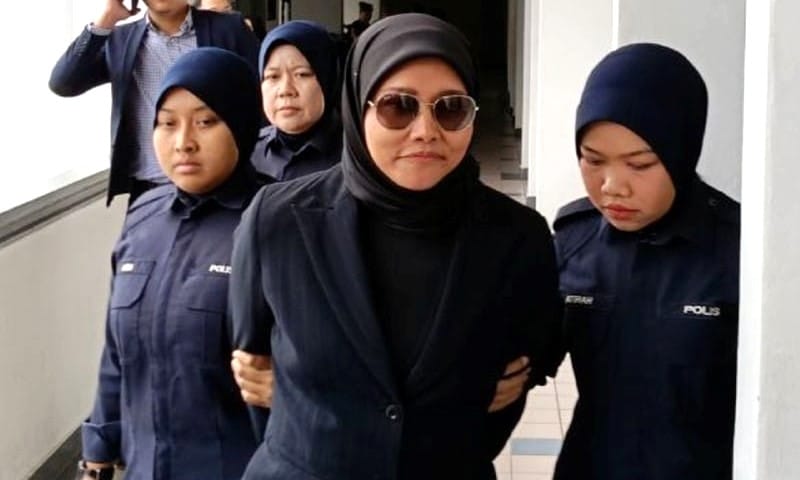 Wanita didakwa sebar, simpan gambar lucah guru yang juga madunya